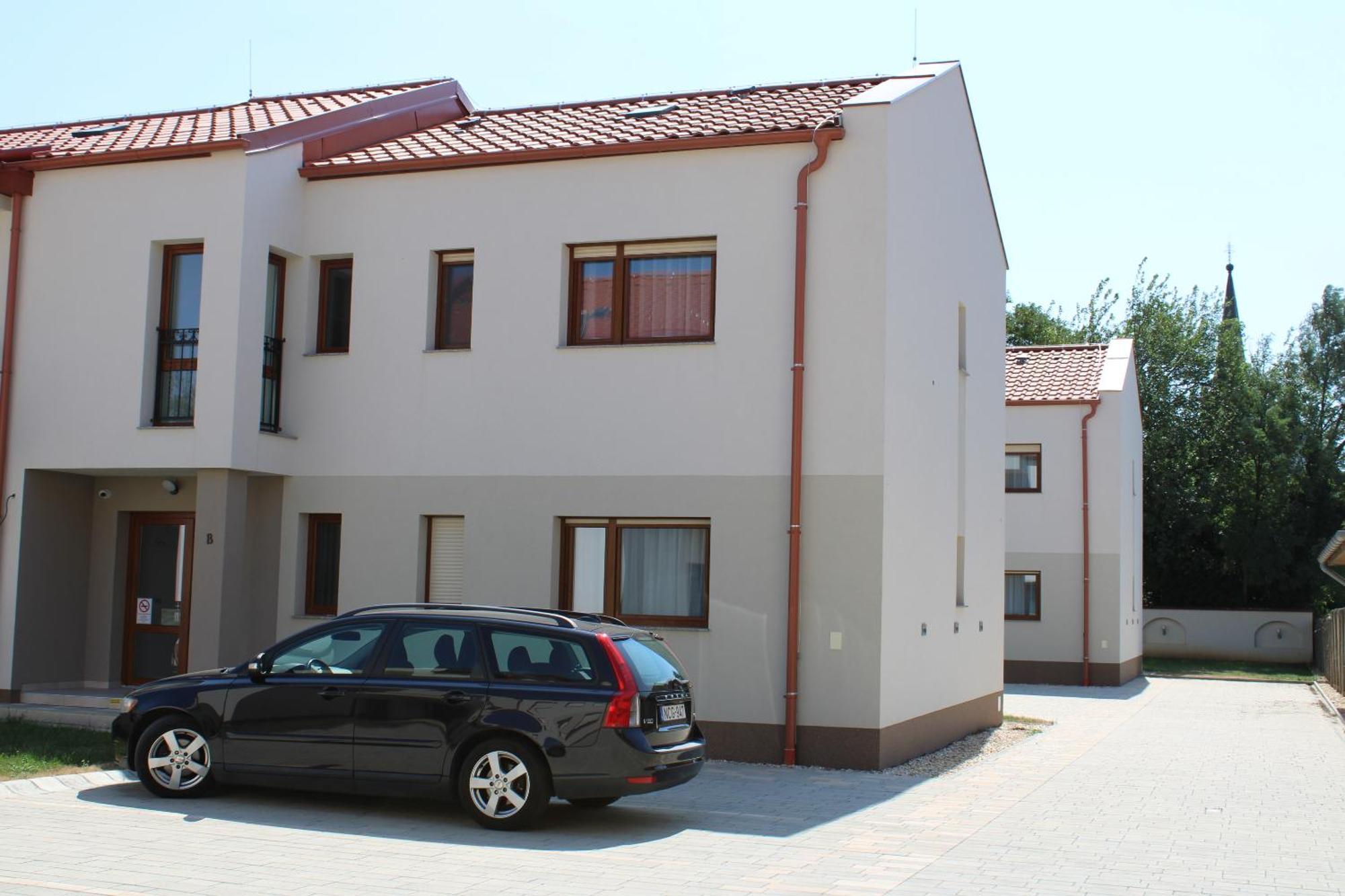 Mara Appartement Bük